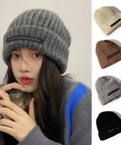 레터링 로고 트렌드 비니
