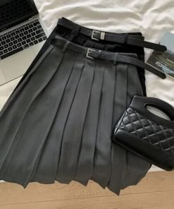 블랙 플리츠 스커트